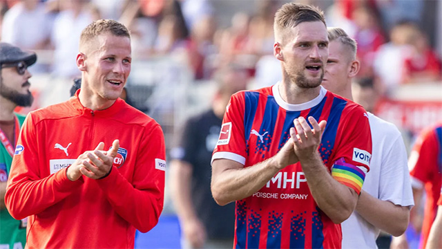 Heidenheim đang đứng cao nhất trên BXH Bundesliga